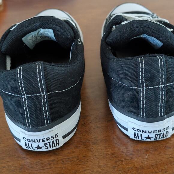Converse low top black Big kids  size 1 - Picture 4 of 8